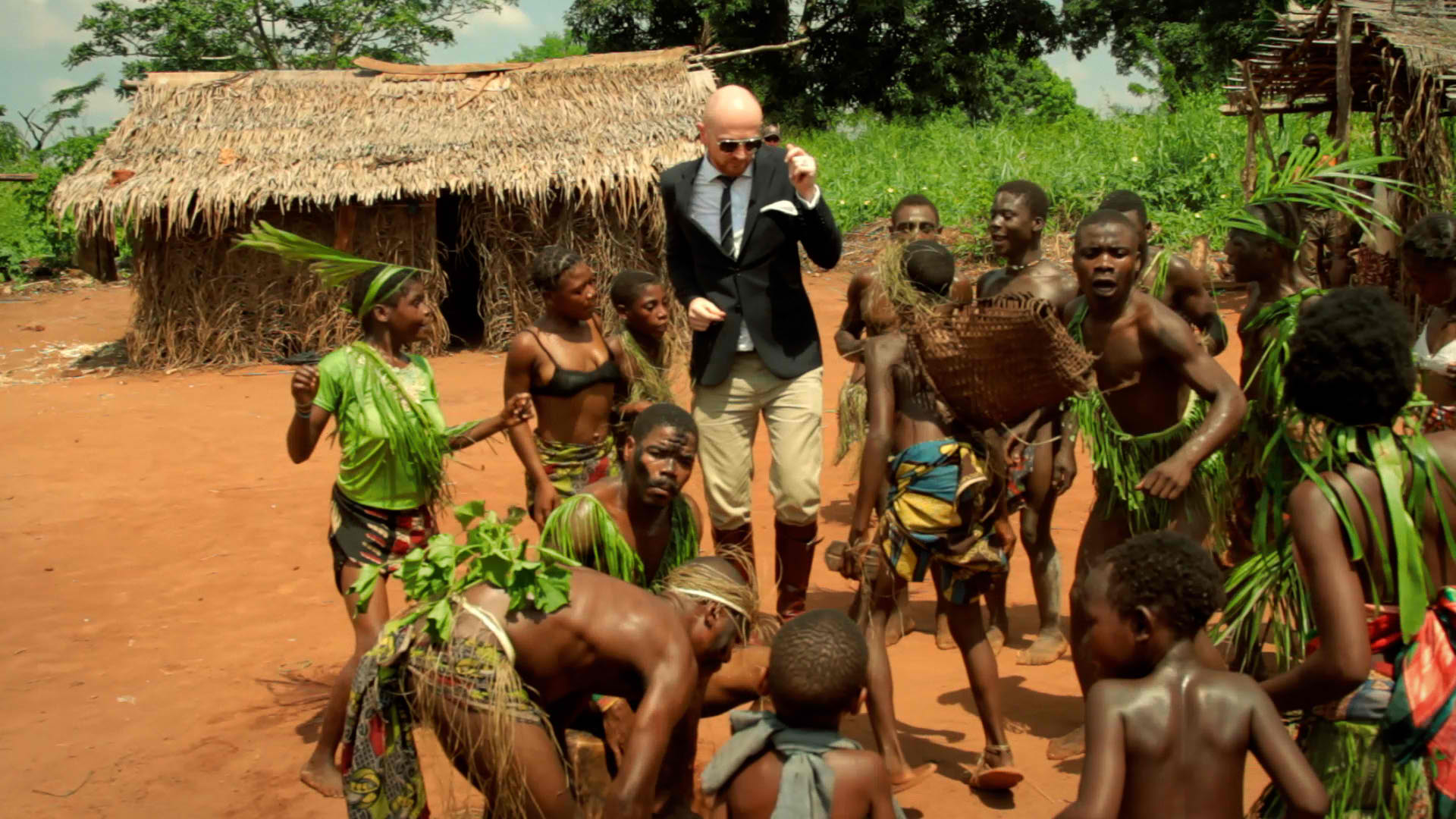 Племена мали. Пигмеи Конго. Пигмейское племя мбути. Пигмеи народ Африки.