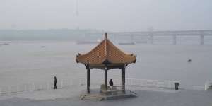 A River Runs, Turns, Erases, Replaces, a film by Shengze Zhu