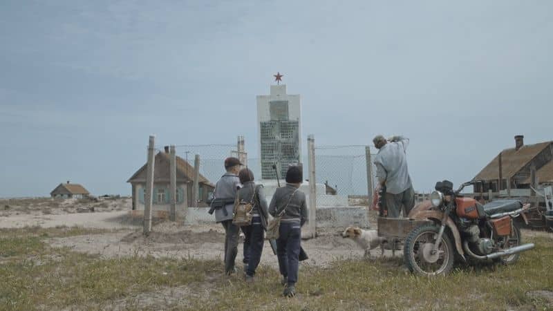Ostrov - Lost Island, a film by Svetlana Rodina & Laurent Stoop