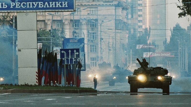 Novorossiya, a film by Luca Gennari, Enrico Parenti