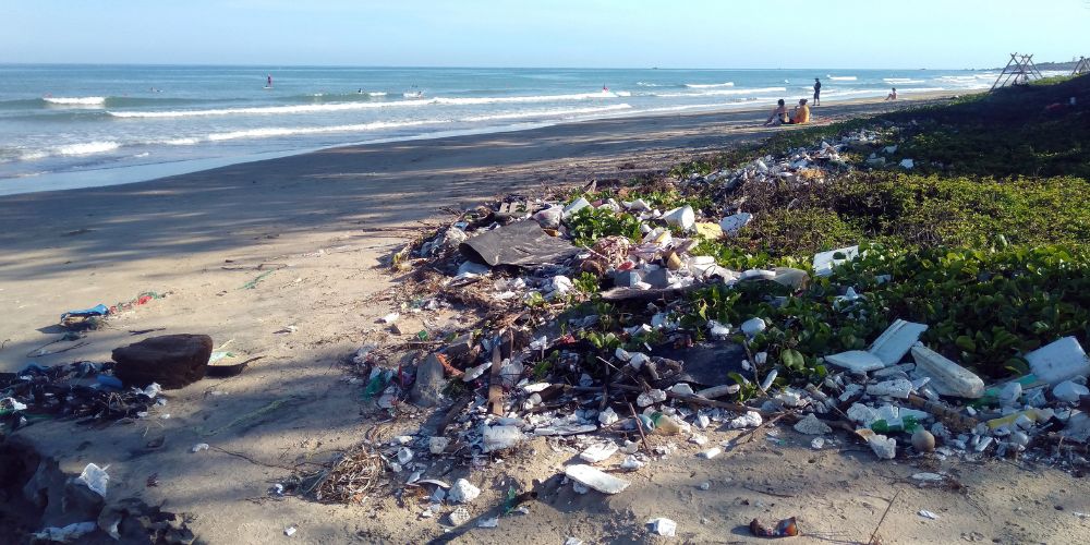 an image representing plastic waste pollution on a beach