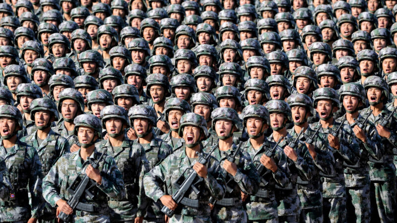 an image of chinese army soldiers