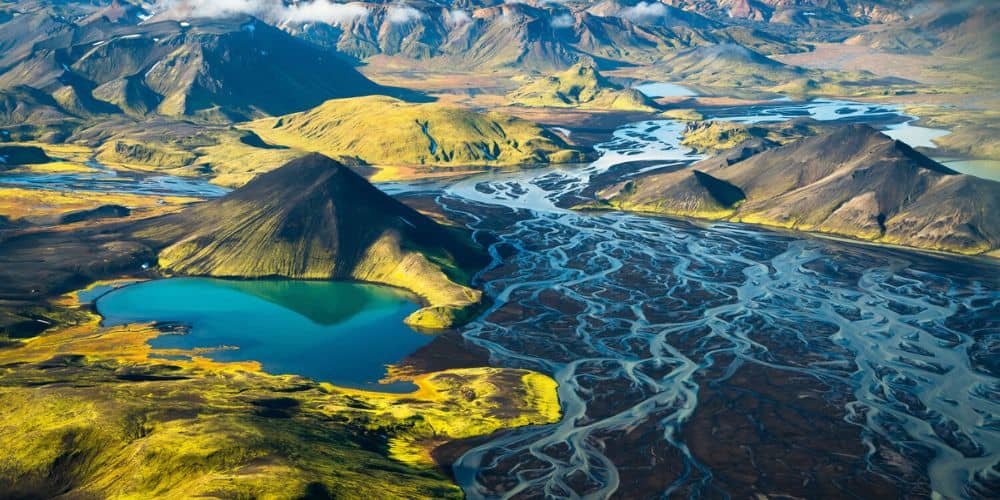 River Jennifer Peedom, Joseph Nizeti