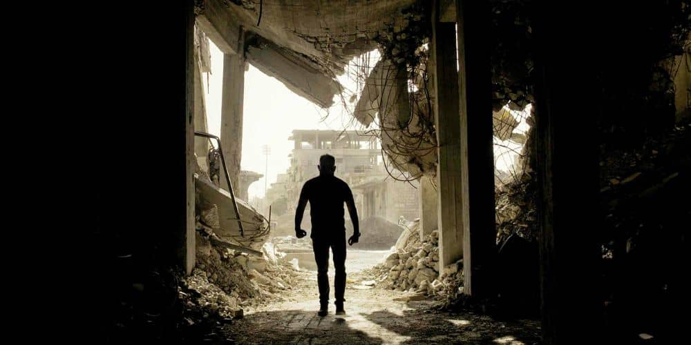 Return to Raqqa Albert Solé, Raúl Cuevas
