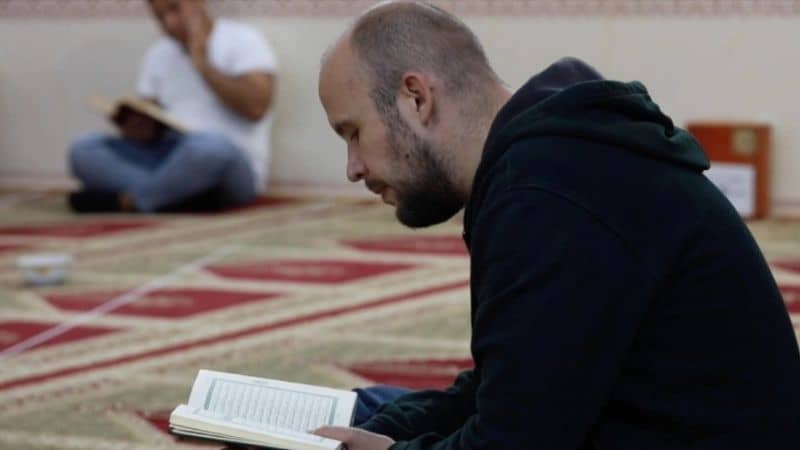 My Muslim Husband Daniel Bărnuți Alexandra Lizeta Bărnuți