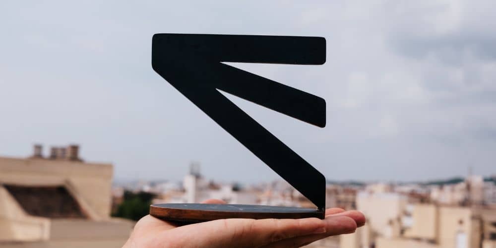 the awards statue from Majordocs Film Festival