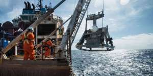 First attack, then think: digging up the ocean grounds