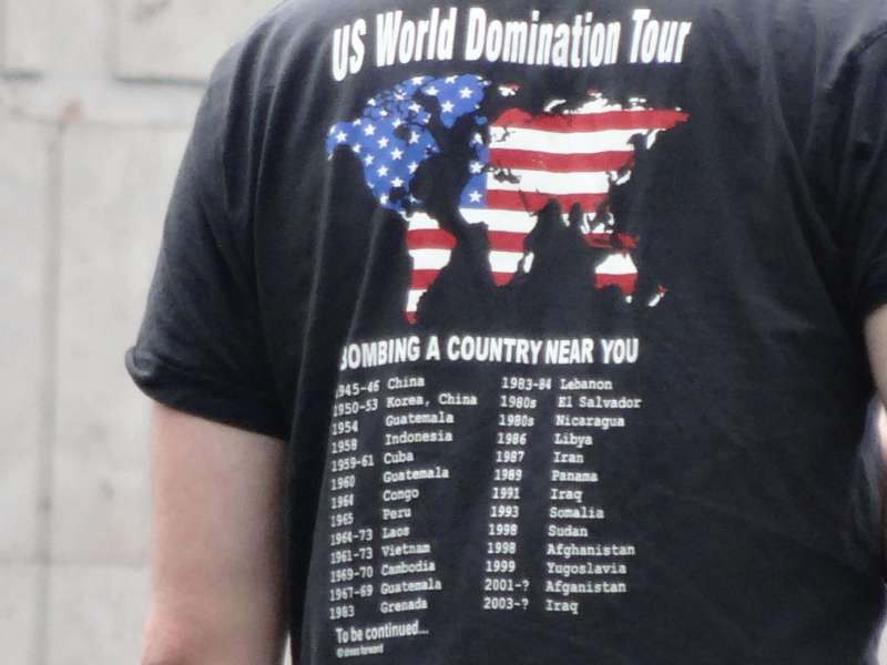 Anti-American T-shirt in Dresden