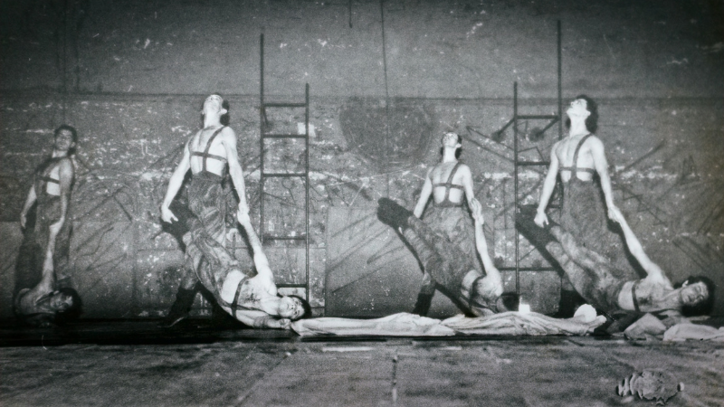 On the Impossibility of an Hommage Xandra Popescu